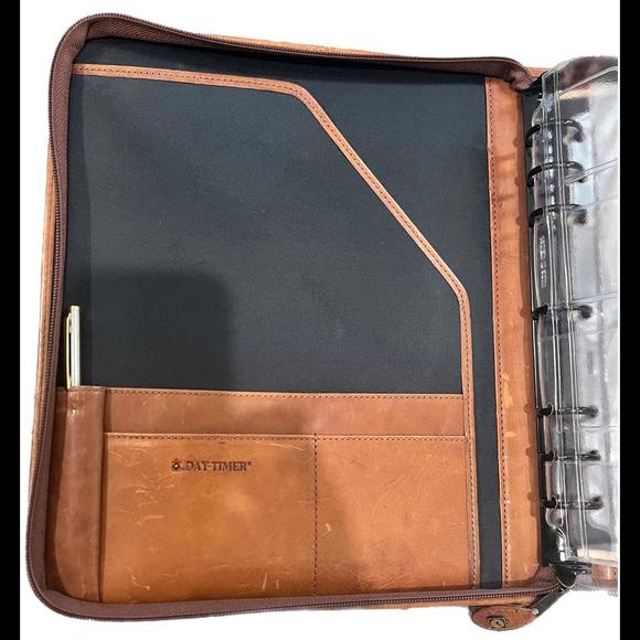 Vintage Distressed 10.5" Brown Leather Day Timer Planner 7 Ring Zip Binder - Picture 5 of 7